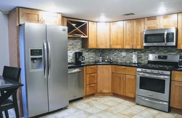 Photo of 1933 RODMAN Street