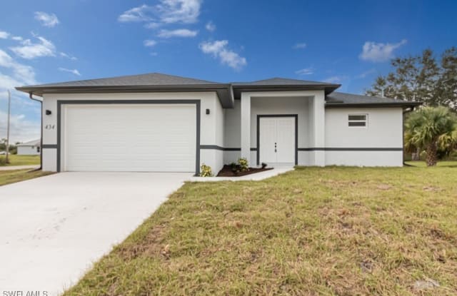 434 Pinehurst Avenue - 434 Pinehurst Avenue, Lehigh Acres, FL 33974