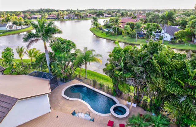 1087 Deerwood Lane