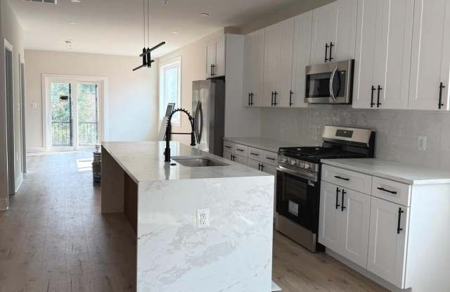 2909 N Street SE unit: B