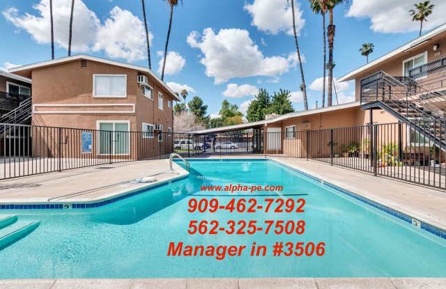 2 bedroom 1 bath AVAILABlE NOW