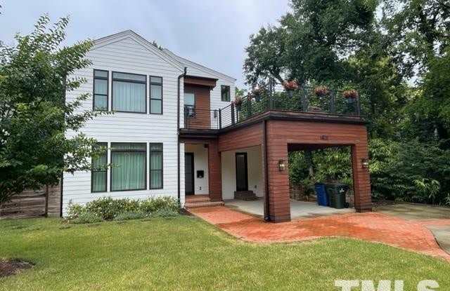 1820 Park Dr