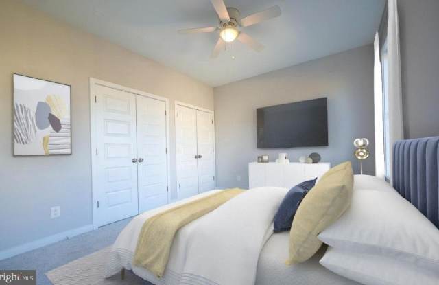 2501 BURNS ST SE unit: 2