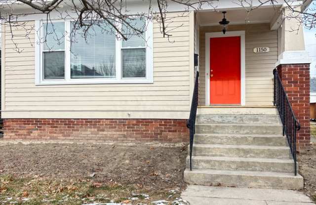 Photo of Newly Remodeled 4 Bedroom / 2 Bathroom House in the '07