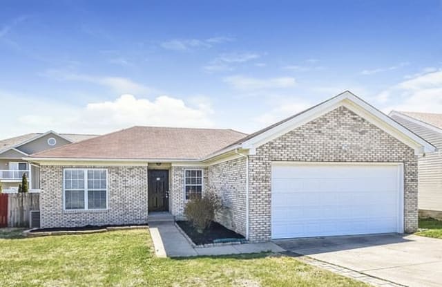 10111 Greenfield Woods Cir - 10111 Greenfield Woods Circle, Jefferson County, KY 40258