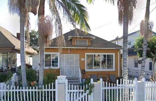 Photo of 1722 Orchard Ave