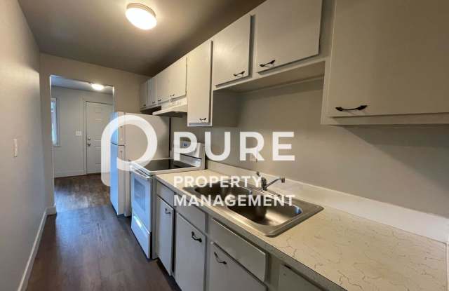 Photo of 1375-01PP Burnside Manor