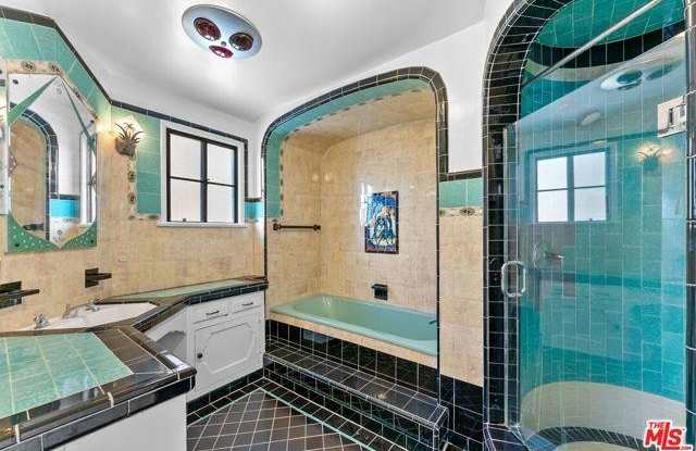 1328 Sierra Alta Way