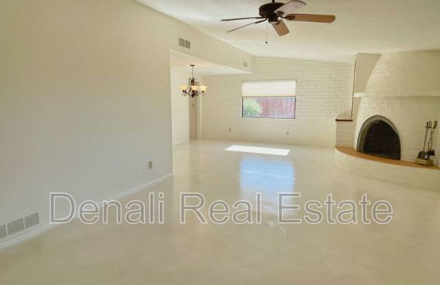 1550 E Chula Vista Road