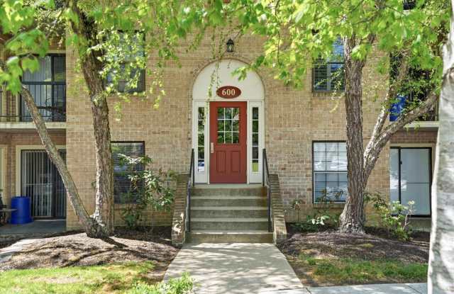 623 WASHINGTON Place