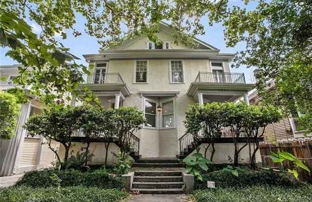 1829 BORDEAUX Street