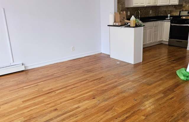 Photo of 145-31 Lakewood Avenue