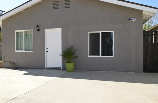 8844 Emerald (Rear Unit) Avenue - 8844 Emerald Ave, Fontana, CA 92335