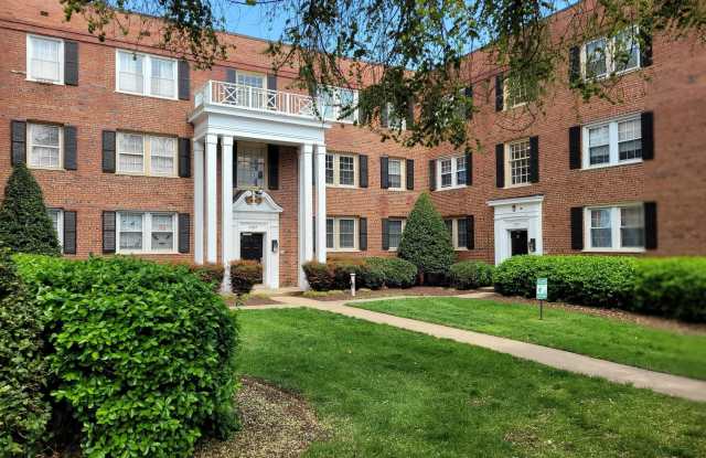 2109 SE SUITLAND TERR SE