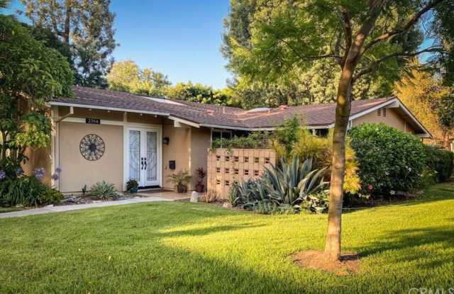 Photo of Furnished 2 bedroom 2 bath 55+ Community