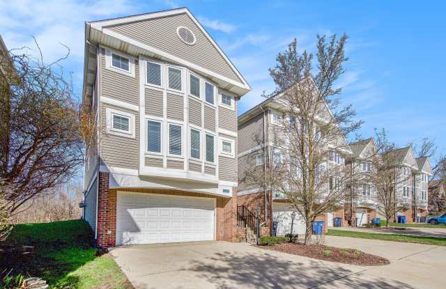 1740 S Maple Road