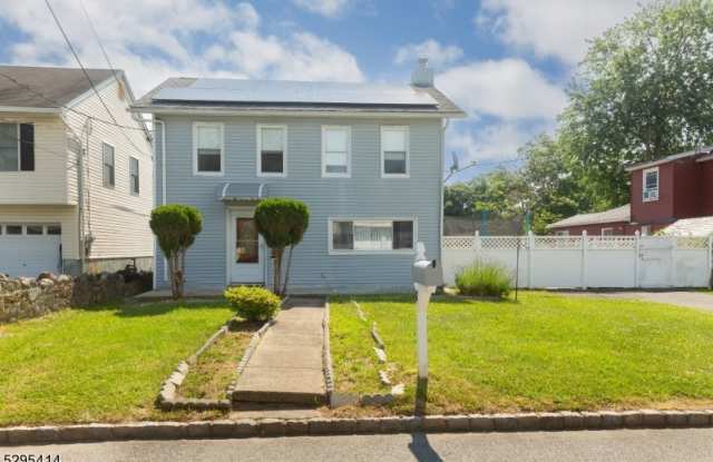 12 Dacotah Ave