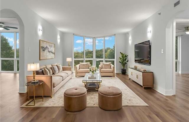 Photo of 2870 Pharr Court S NW unit: 601