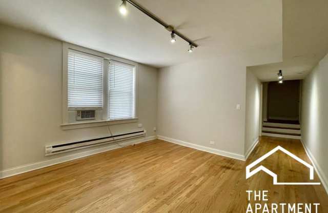 2323 North Rockwell St.