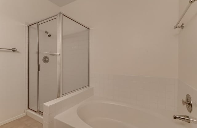 Photo of 1 Bedroom Condo in Green Valley on Ramsgate