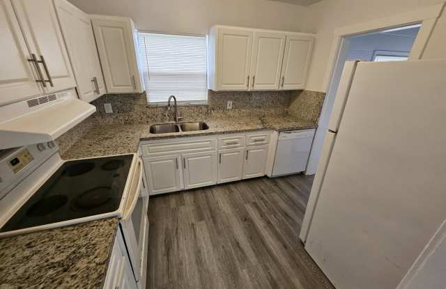2121 NW 28th Street