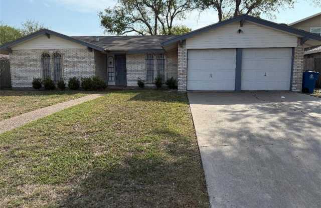 Photo of 308 E Broadway Avenue