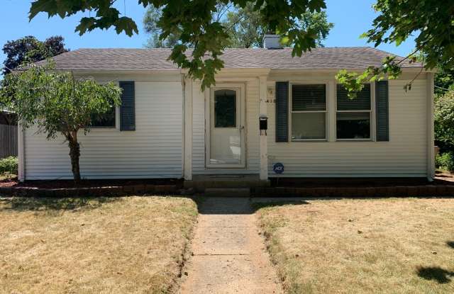 Cute 2 Bedroom House