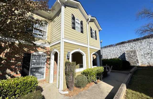 820 Summer Pl
