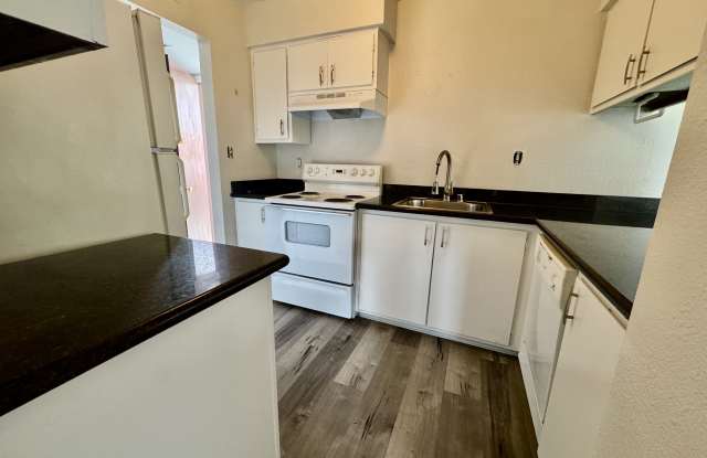 Photo of 3335 J Street