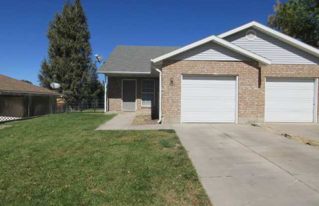 Photo of 3 bed, 2 bath Twin Home