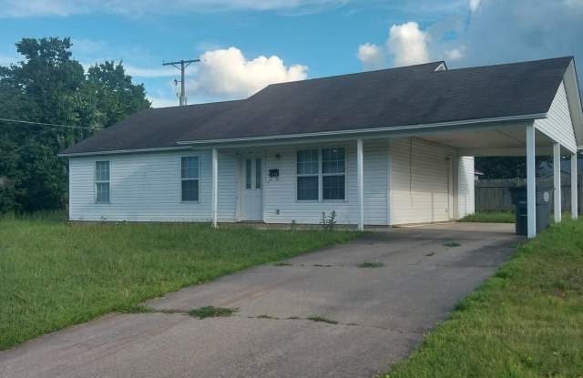 West Academy Cottage Style Home