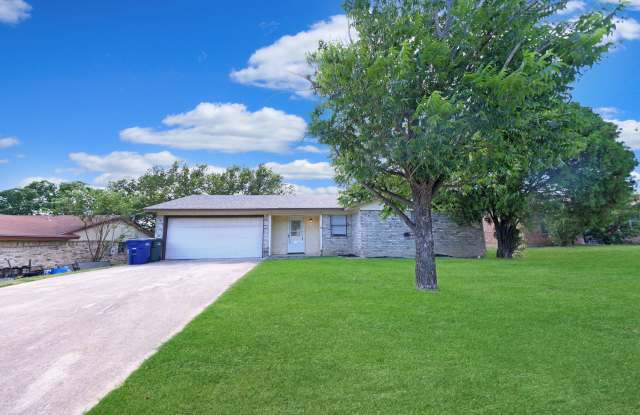 1415 Janet Ln