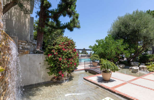 Photo of Knollbrook Falls