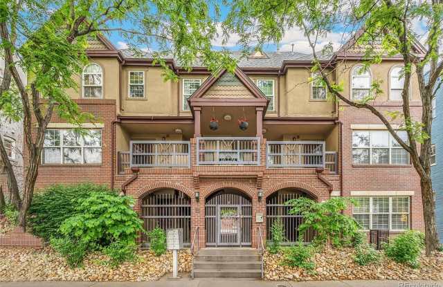 UPDATED 2BD/1BA Condo- PRIME UPTOWN LOCATION! Available 5/5/26!