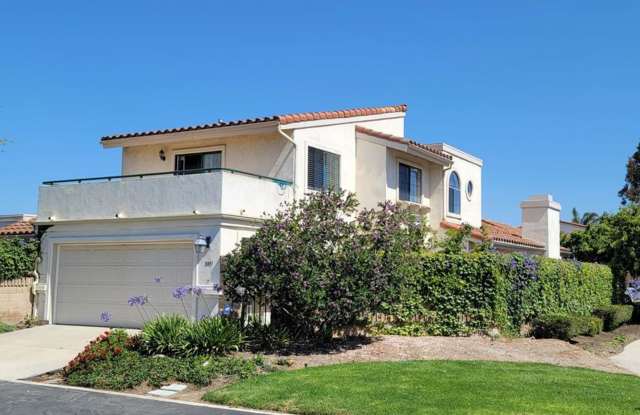 Mandalay Bay Village Private Community 3+3 $5000