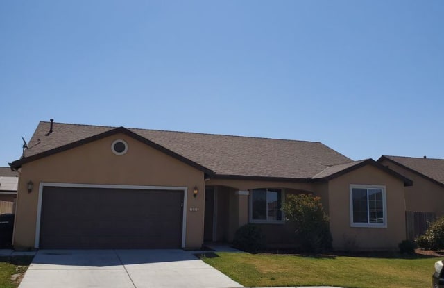 1333 Manor Ave. - 1333 Manor Avenue, Hanford, CA 93230