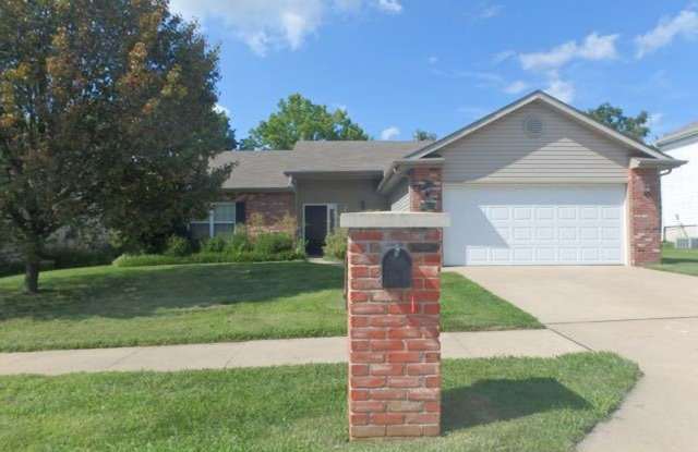 Nice 3 Bed 2 Bath House In Bearfield Meadows!