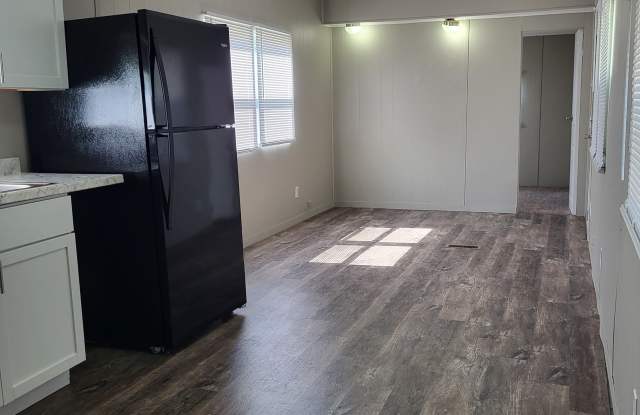 1040 Avenue Of The Cities - 75