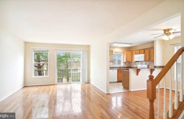 22006 STONE PIER Lane