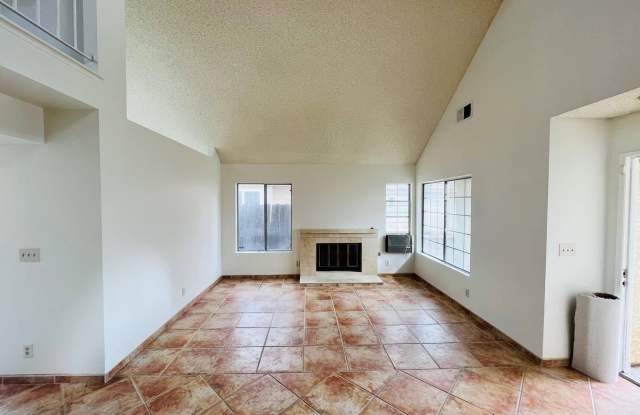 36823 Hillcrest Drive