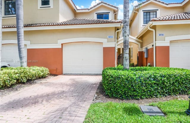 3844 Tree Top Dr - 3844 Tree Top Drive, Weston, FL 33332