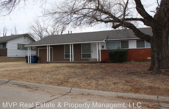 125 E Morningside Dr - 125 East Morningside Drive, Midwest City, OK 73110