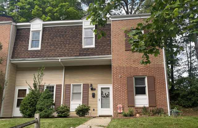 137 Scarborough Place - 137 Scarborough Place, Albemarle County, VA 22903