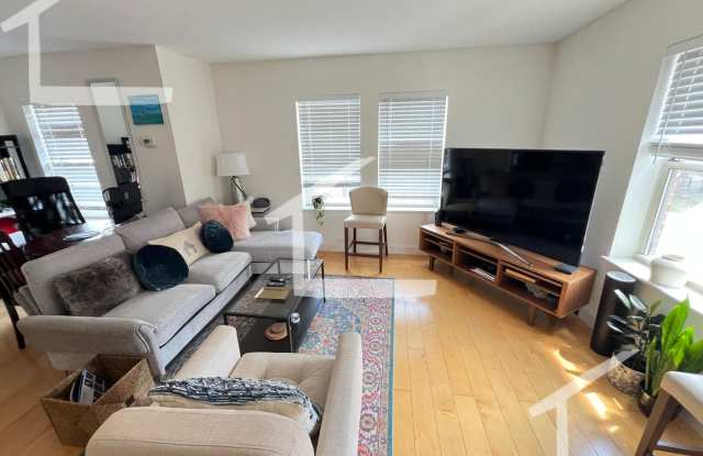 Photo of Charming 1 Bedroom