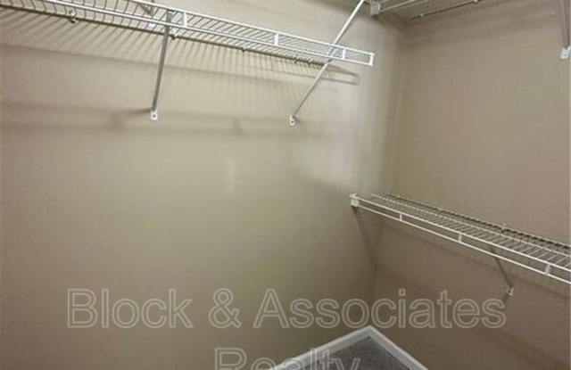 400-7 Bubble Creek Court