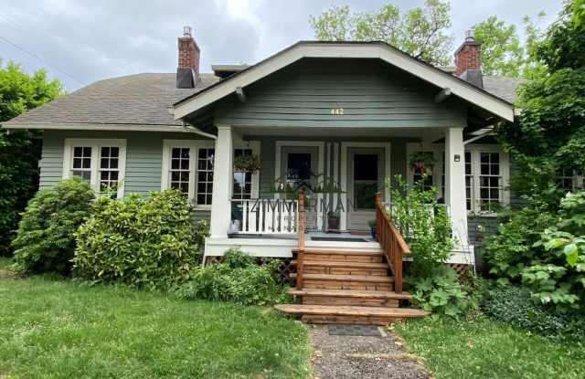 442 Almaden st. Unit B