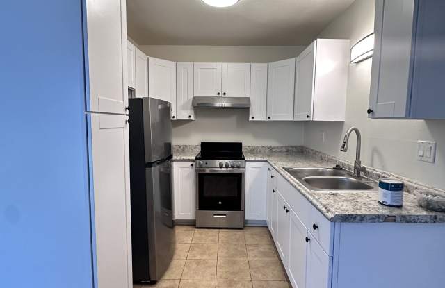 Photo of 3532 Meade #9