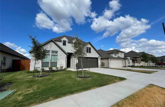 Stunning 4 bed/ 3.5 bath home available in Liberty Hill!