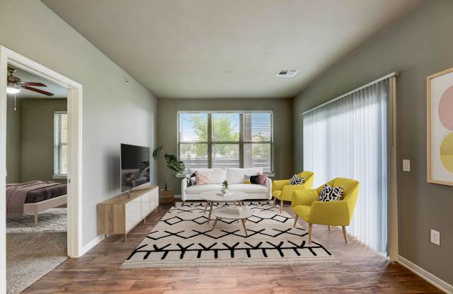 Gateway Oaks Apartments