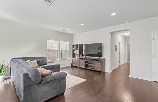 8144 Daisy Cutter Crossing